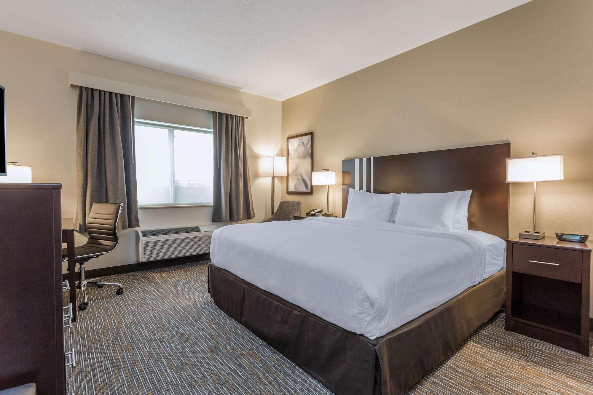 Wingate By Wyndham Gurnee Hotel Exterior photo